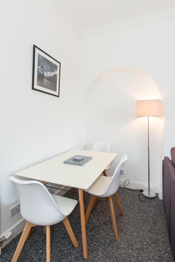 The Roseburn Apartment เอดินบะระ ภายนอก รูปภาพ